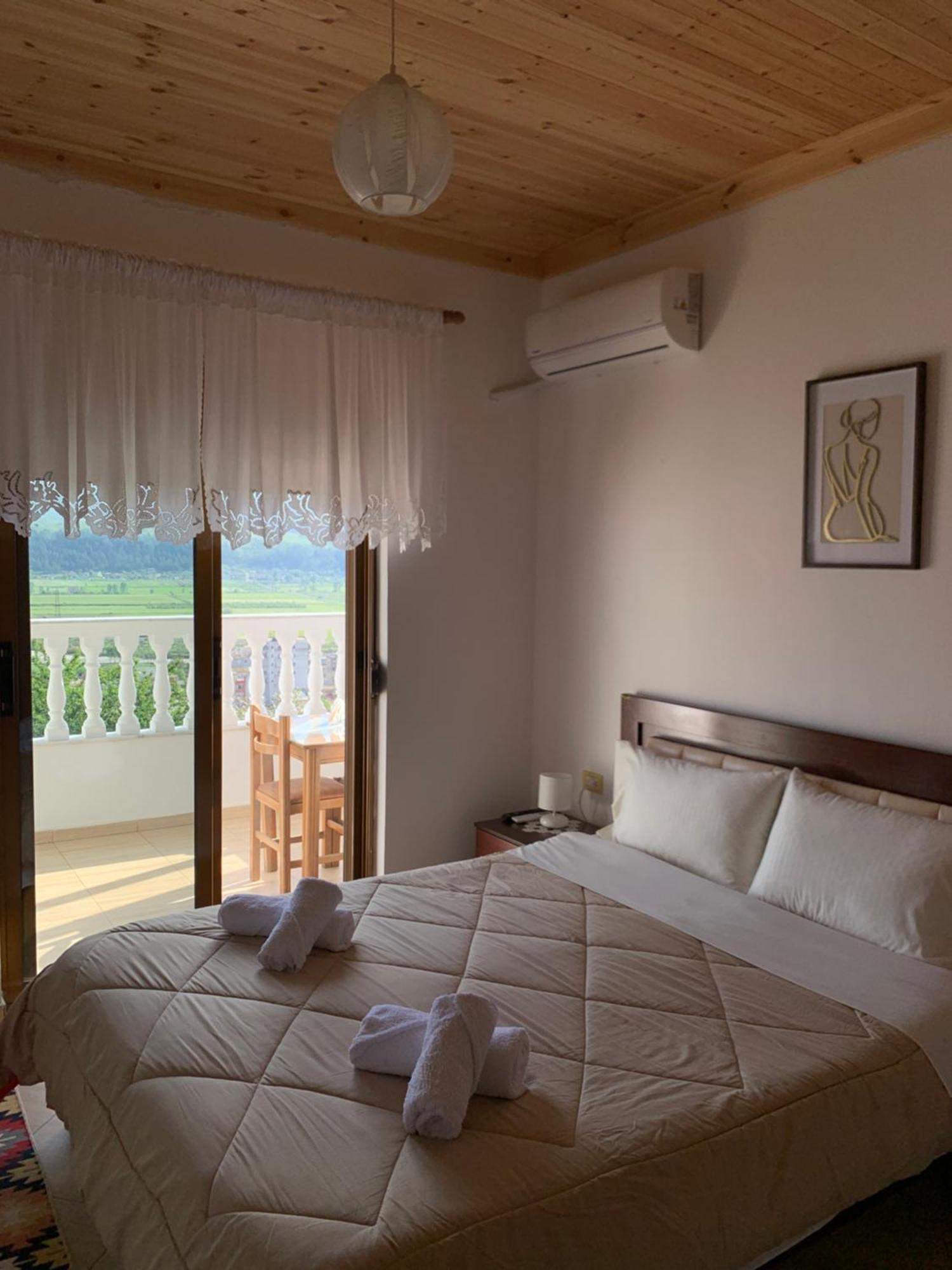Stonetale Garden Guesthouse Gjirokastër 외부 사진