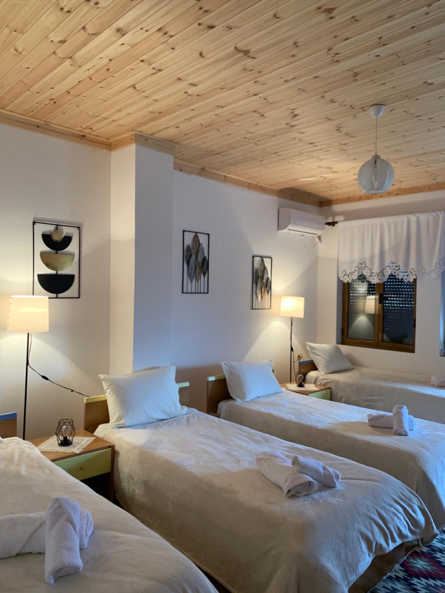 Stonetale Garden Guesthouse Gjirokastër 외부 사진
