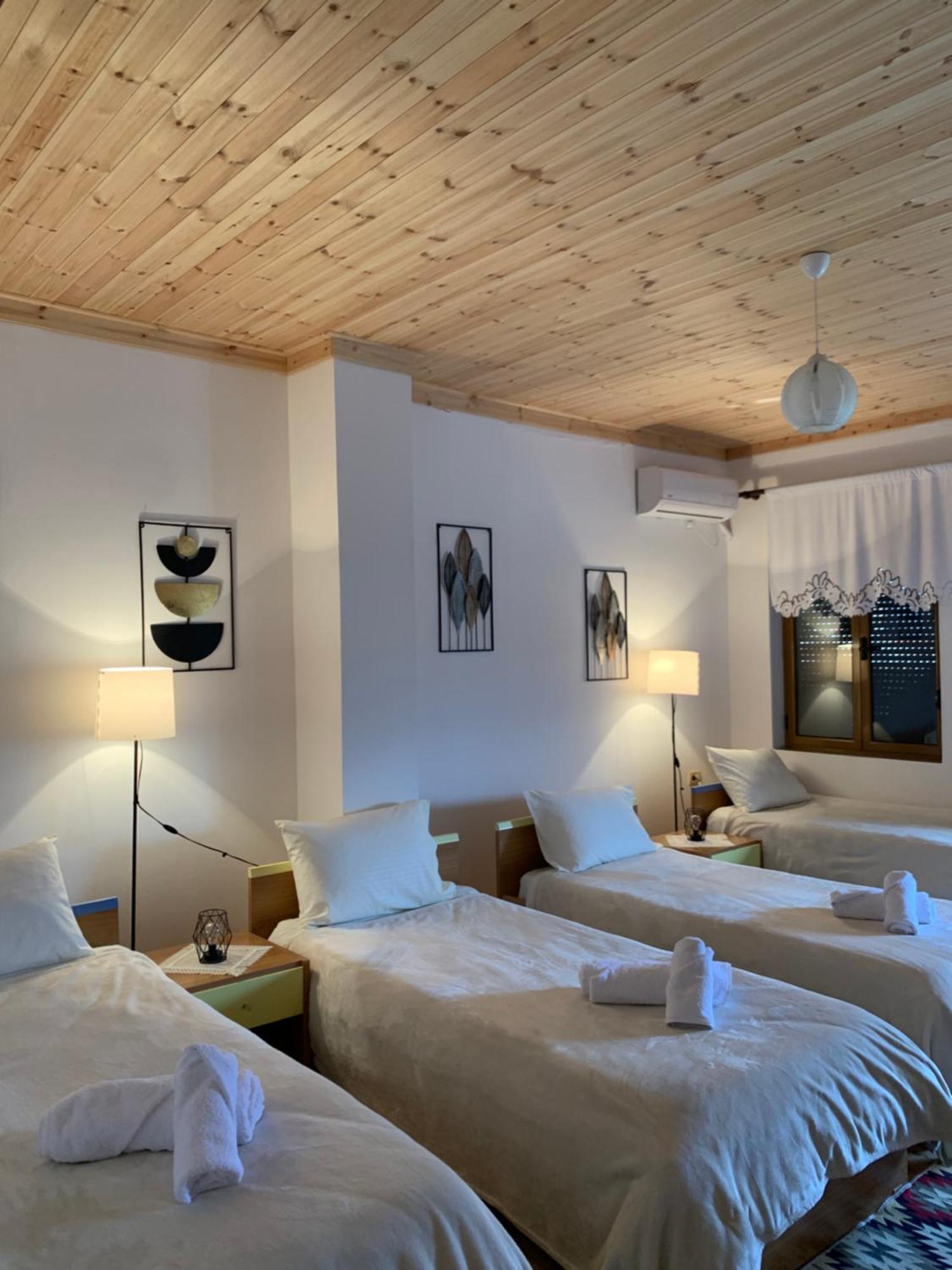 Stonetale Garden Guesthouse Gjirokastër 외부 사진